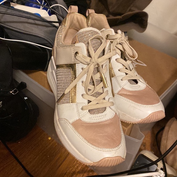 COPY - Michael kors high tops - Picture 1 of 2